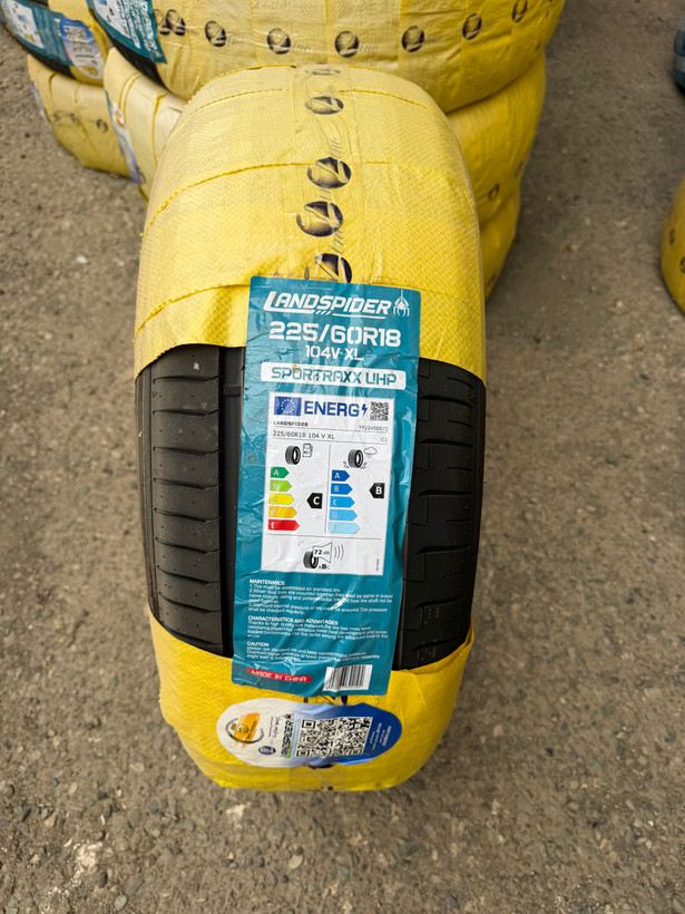 لاستیک لنداسپایدر 225/60R18 104V XL Sportraxx uhp